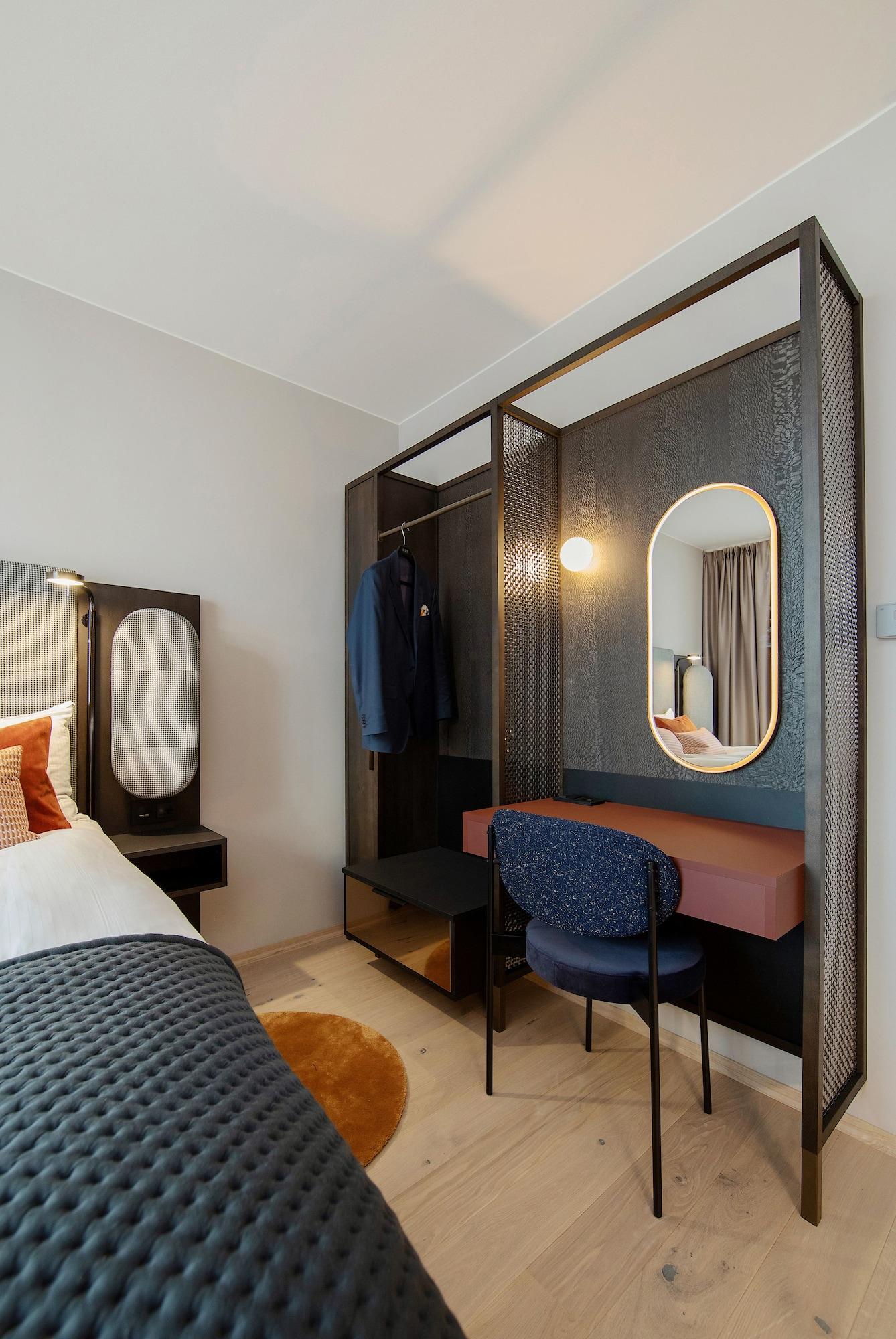 Clarion Hotel 4*