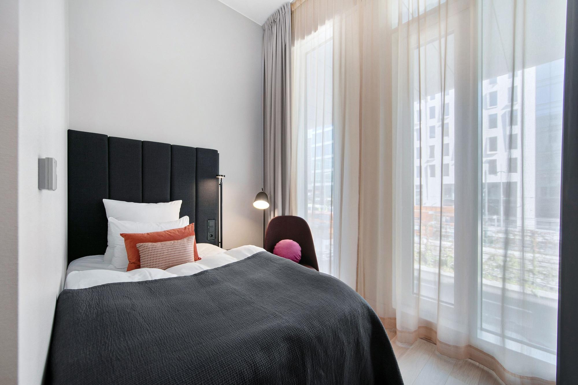 Clarion 4*